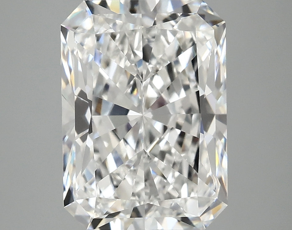 4.05ct Radiant Lab-Grown Diamond F VVS2 — IGI Certified